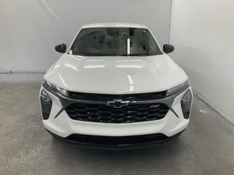 Photos of 2025 Chevrolet Trax 1RS for sale in Ironton, OH at Ironton Automotive