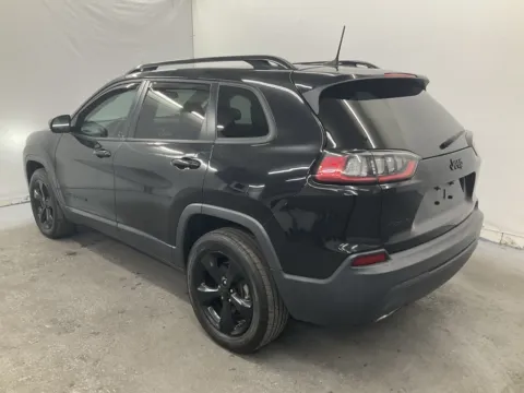 More photos of 2019 Jeep Cherokee Altitude at Ironton Automotive, OH