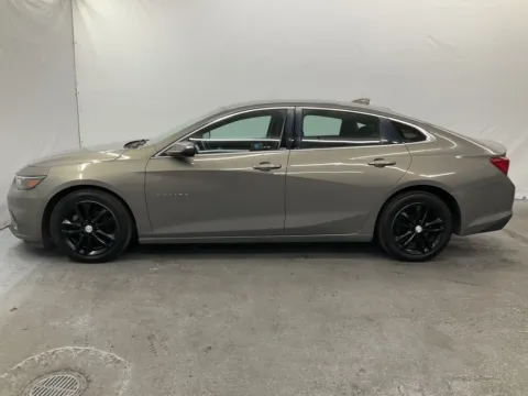 Another view of 2018 Chevrolet Malibu LT for sale in Ironton, OH at Ironton Automotive