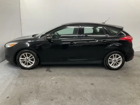 More photos of 2017 Ford Focus SE at Ironton Automotive, OH