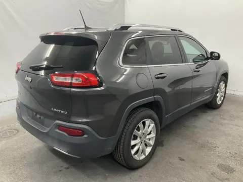 More photos of 2016 Jeep Cherokee Limited at Ironton Automotive, OH