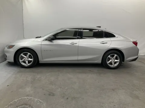 More photos of 2017 Chevrolet Malibu LS at Ironton Automotive, OH