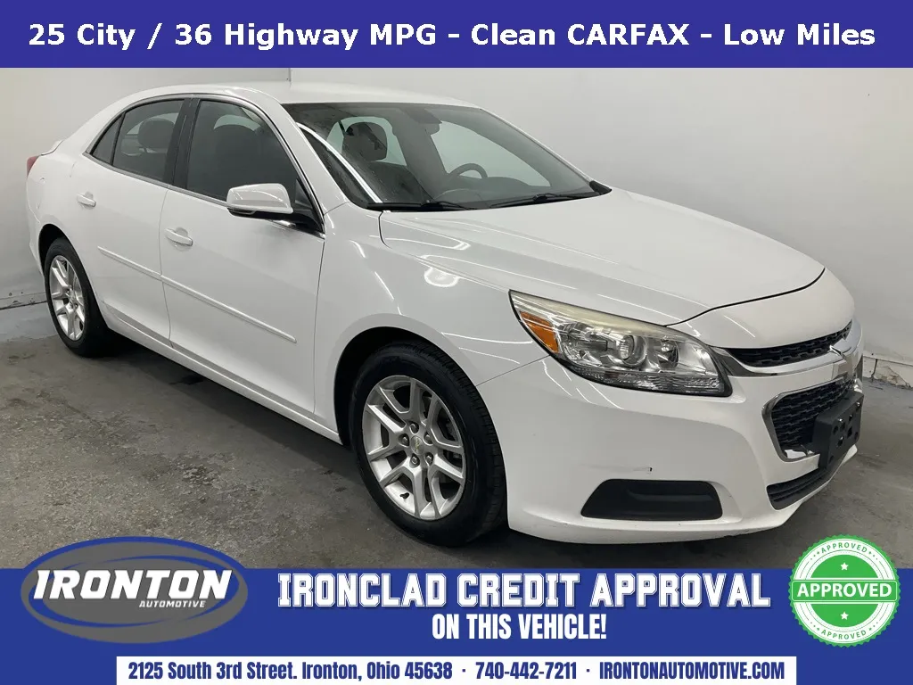 White 2015 Chevrolet Malibu LT for sale in Ironton, OH