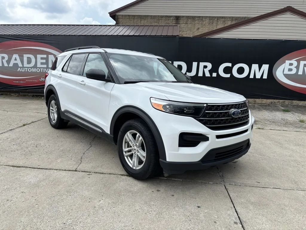 White 2022 Ford Explorer XLT for sale in Ironton, OH