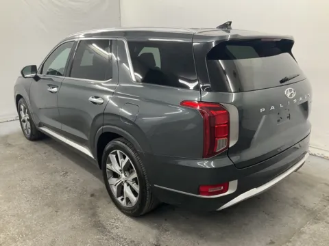 More photos of 2021 Hyundai Palisade Limited at Ironton Automotive, OH
