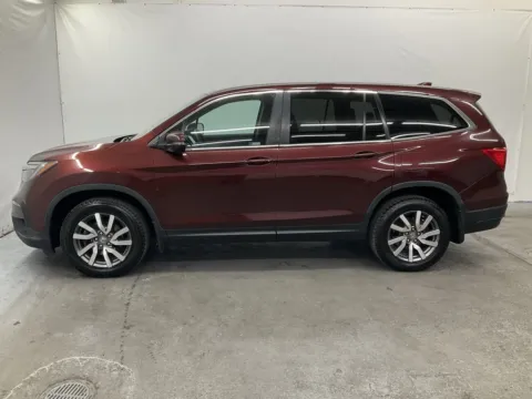 More photos of 2021 Honda Pilot EX at Ironton Automotive, OH