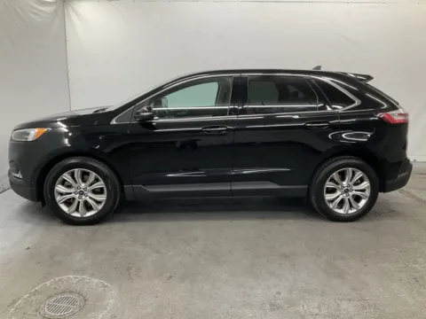 More photos of 2021 Ford Edge Titanium at Ironton Automotive, OH