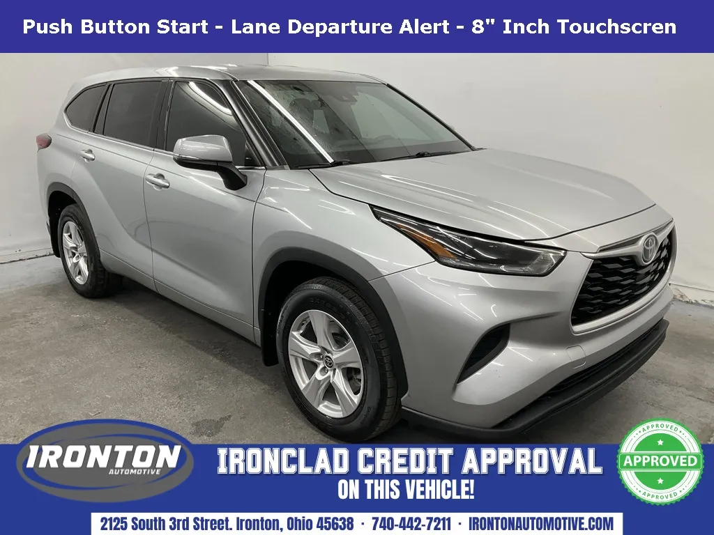 Silver 2021 Toyota Highlander L for sale in Ironton, OH
