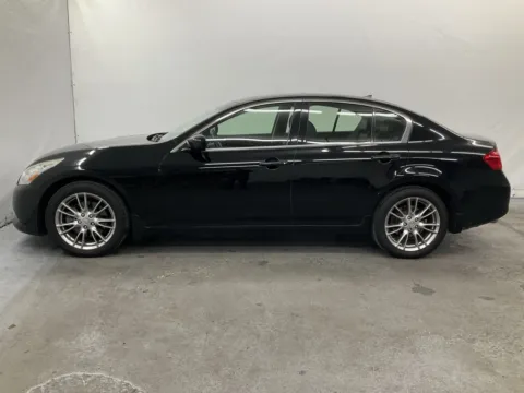 More photos of 2013 INFINITI G37 X at Ironton Automotive, OH