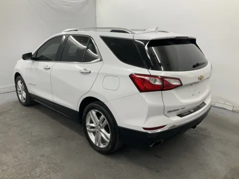 More photos of 2020 Chevrolet Equinox Premier at Ironton Automotive, OH