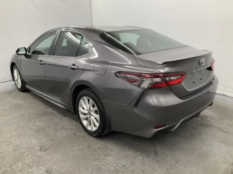 More photos of 2023 Toyota Camry SE at Ironton Automotive, OH