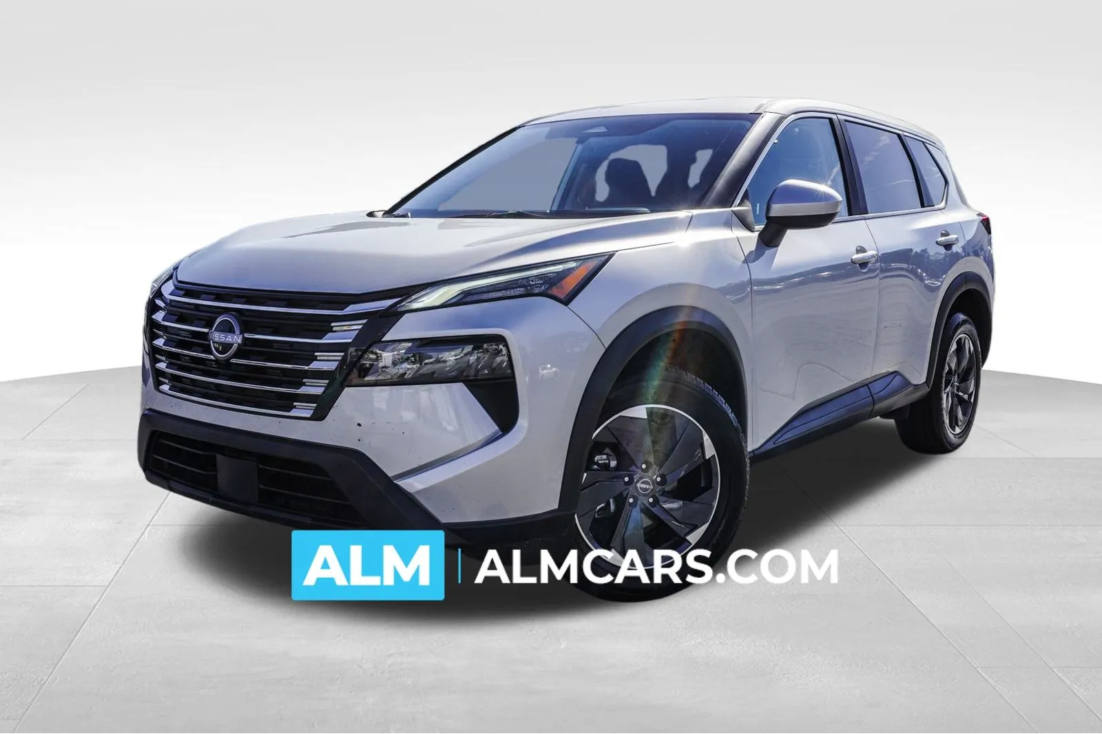 2024 Nissan Rogue SV's photo