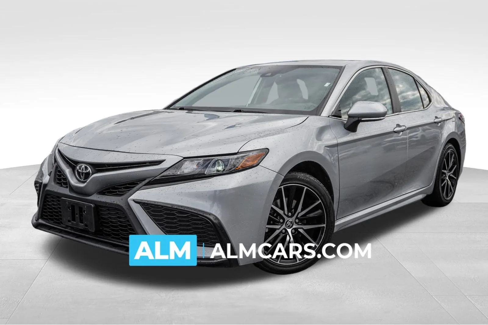 Silver 2023 Toyota Camry SE for sale in Union City, GA