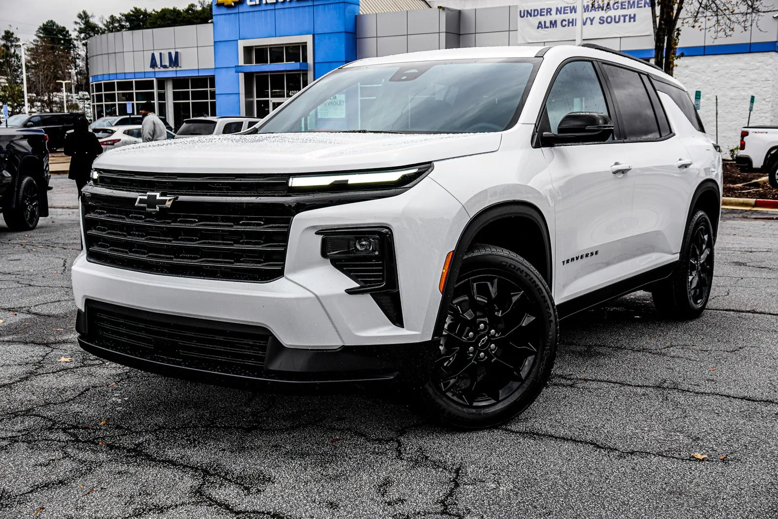 2026 Chevrolet Traverse LT's photo