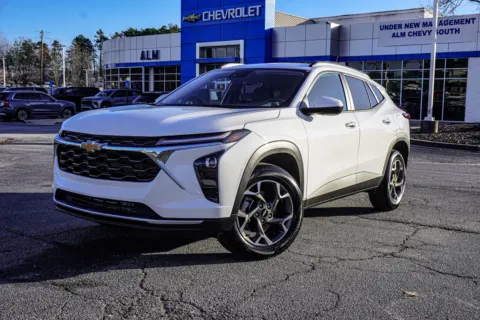 Photos of 2026 Chevrolet Trax LT for sale in Union City, GA at ALM Chevrolet South