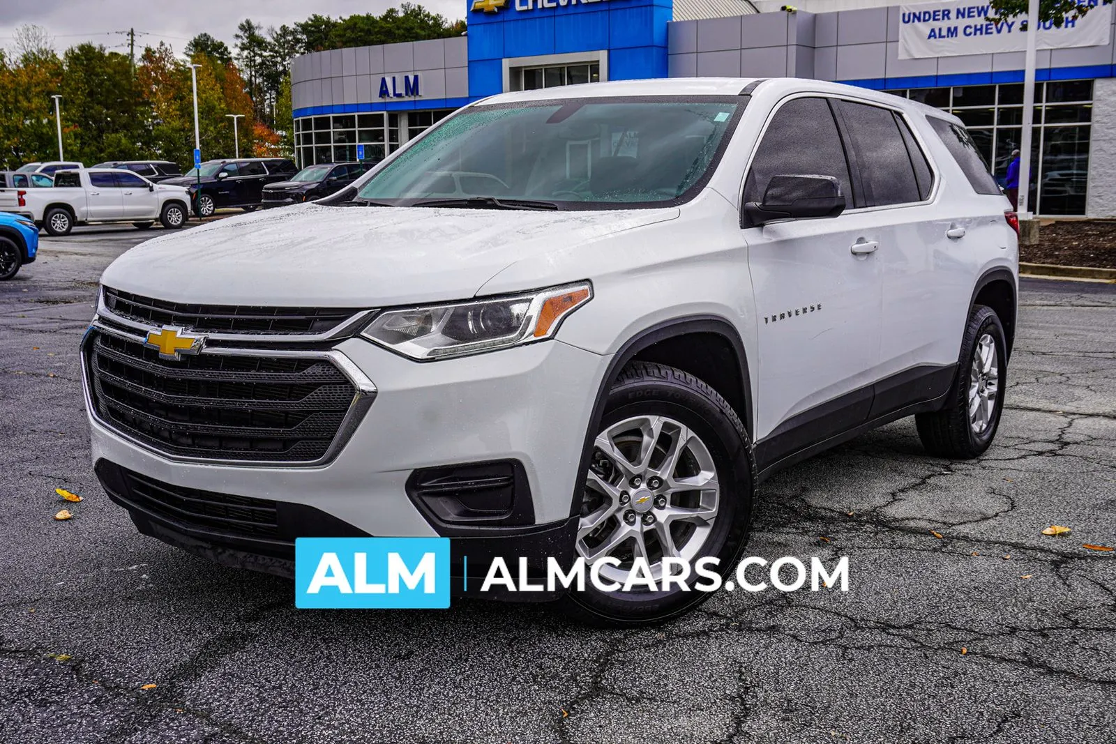 2021 Chevrolet Traverse LS's photo