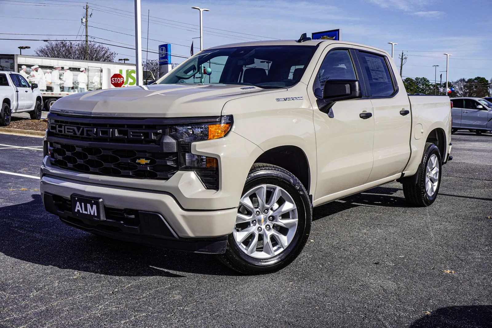 2026 Chevrolet Silverado 1500 Custom's photo