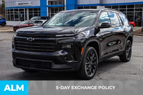 More photos of 2025 Chevrolet Traverse LT at ALM Chevrolet South, GA