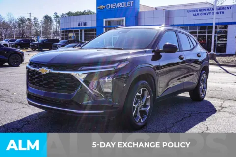 More photos of 2025 Chevrolet Trax LT at ALM Chevrolet South, GA