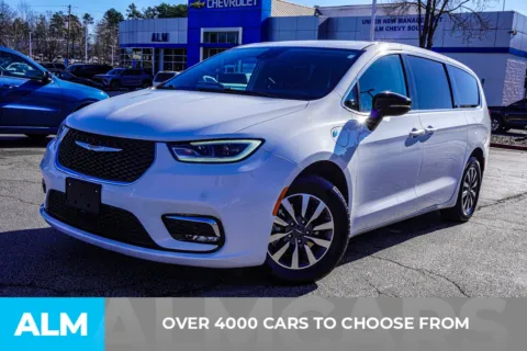 Another view of 2024 Chrysler Pacifica Hybrid Select for sale in Union City, GA at ALM Chevrolet South