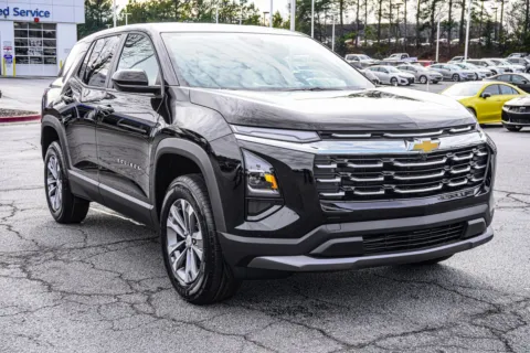 More photos of 2026 Chevrolet Equinox LT at ALM Chevrolet South, GA