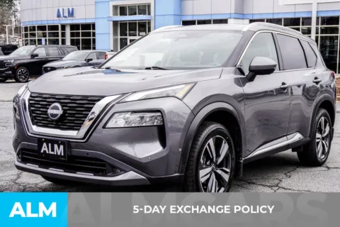 More photos of 2022 Nissan Rogue SL at ALM Chevrolet South, GA