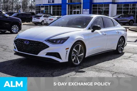 More photos of 2021 Hyundai Sonata SEL Plus at ALM Chevrolet South, GA
