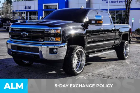 More photos of 2019 Chevrolet Silverado 2500HD LTZ at ALM Chevrolet South, GA