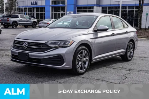 More photos of 2024 Volkswagen Jetta 1.5T SE at ALM Chevrolet South, GA