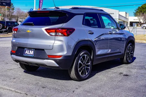 More photos of 2025 Chevrolet TrailBlazer LT at ALM Chevrolet South, GA