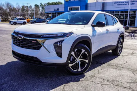 Photos of 2026 Chevrolet Trax 1RS for sale in Union City, GA at ALM Chevrolet South