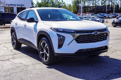 More photos of 2026 Chevrolet Trax 1RS at ALM Chevrolet South, GA