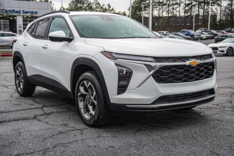 More photos of 2025 Chevrolet Trax LT at ALM Chevrolet South, GA