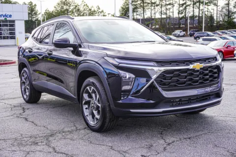 More photos of 2025 Chevrolet Trax LT at ALM Chevrolet South, GA