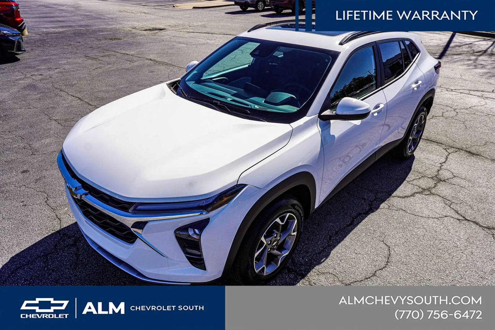2025 Chevrolet Trax LT - Photo 18