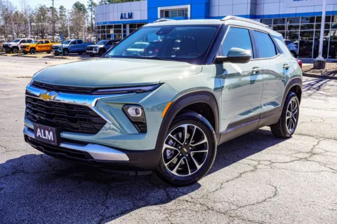 Photos of 2026 Chevrolet TrailBlazer LT for sale in Union City, GA at ALM Chevrolet South