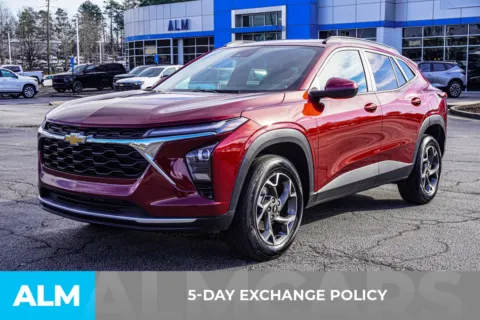 More photos of 2025 Chevrolet Trax LT at ALM Chevrolet South, GA