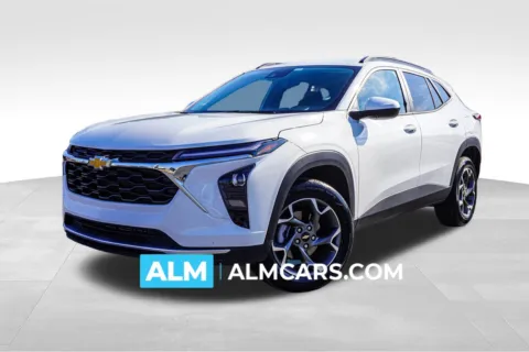 White 2025 Chevrolet Trax LT for sale in Union City, GA