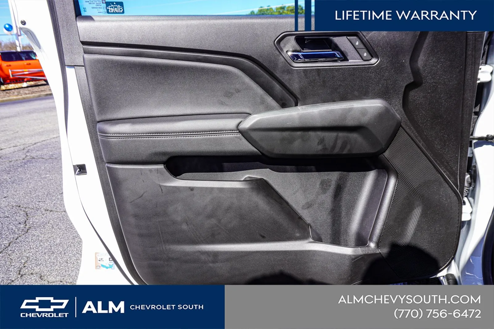 2025 Chevrolet Colorado LT - Photo 47