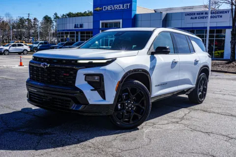 White 2026 Chevrolet Traverse RS for sale in Union City, GA