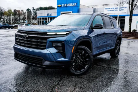 Blue 2026 Chevrolet Traverse LT for sale in Union City, GA