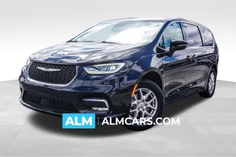 Black 2024 Chrysler Pacifica Touring L for sale in Union City, GA