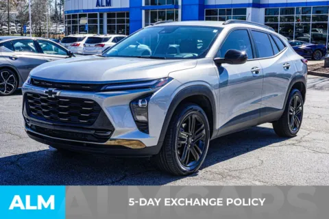 More photos of 2024 Chevrolet Trax ACTIV at ALM Chevrolet South, GA