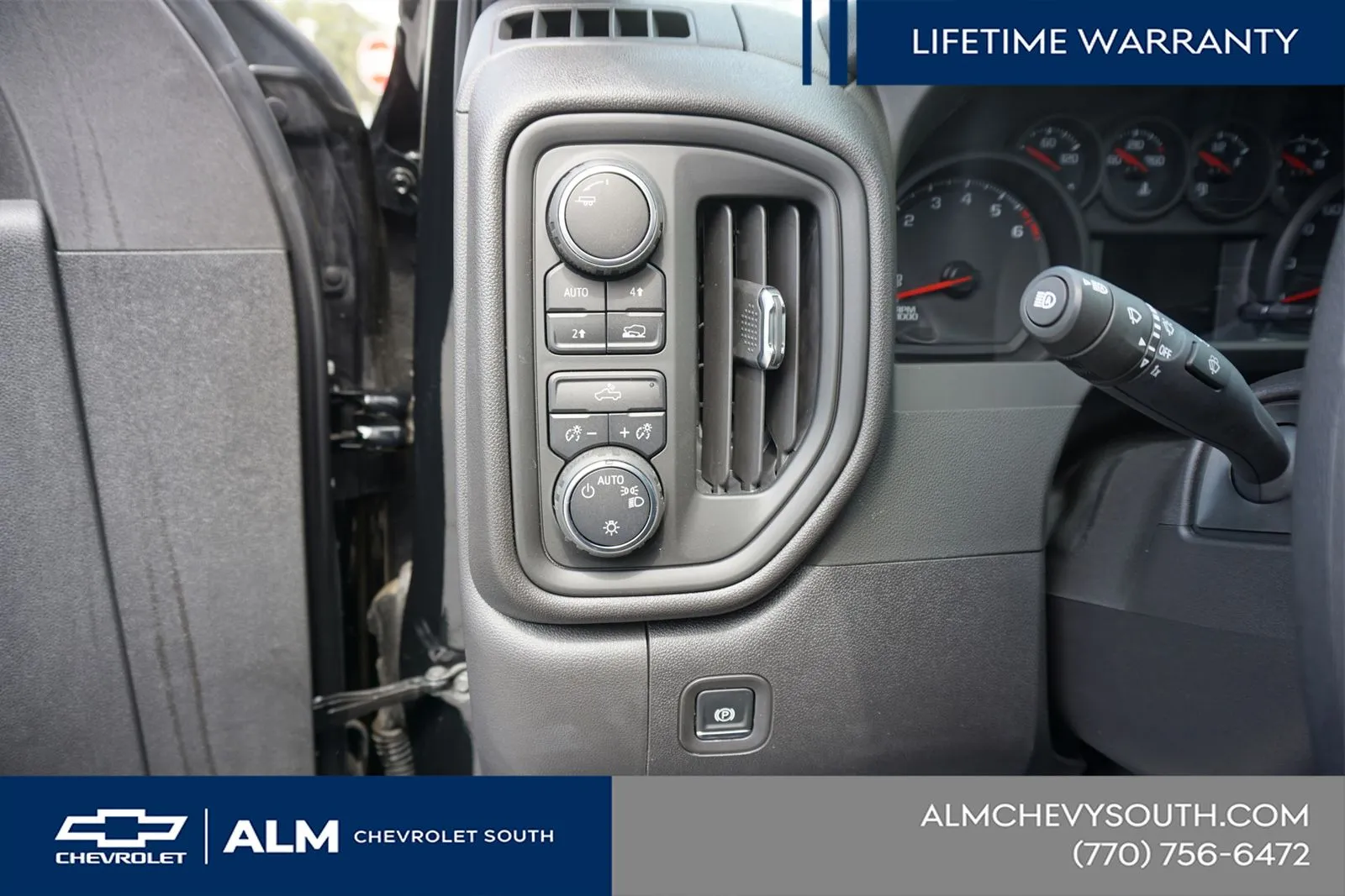 2025 Chevrolet Silverado 1500 Custom - Photo 32