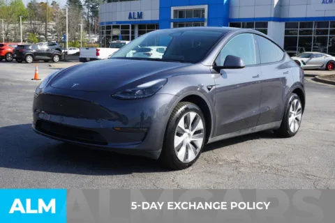More photos of 2023 Tesla Model Y Long Range at ALM Chevrolet South, GA