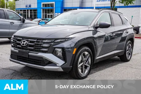 More photos of 2025 Hyundai Tucson SEL at ALM Chevrolet South, GA