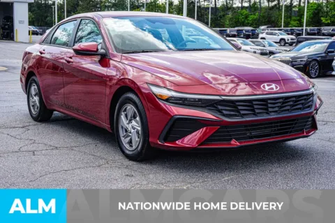 More photos of 2025 Hyundai Elantra SE at ALM Chevrolet South, GA