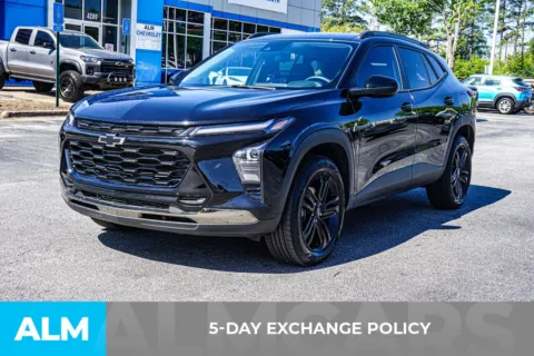 More photos of 2025 Chevrolet Trax ACTIV at ALM Chevrolet South, GA