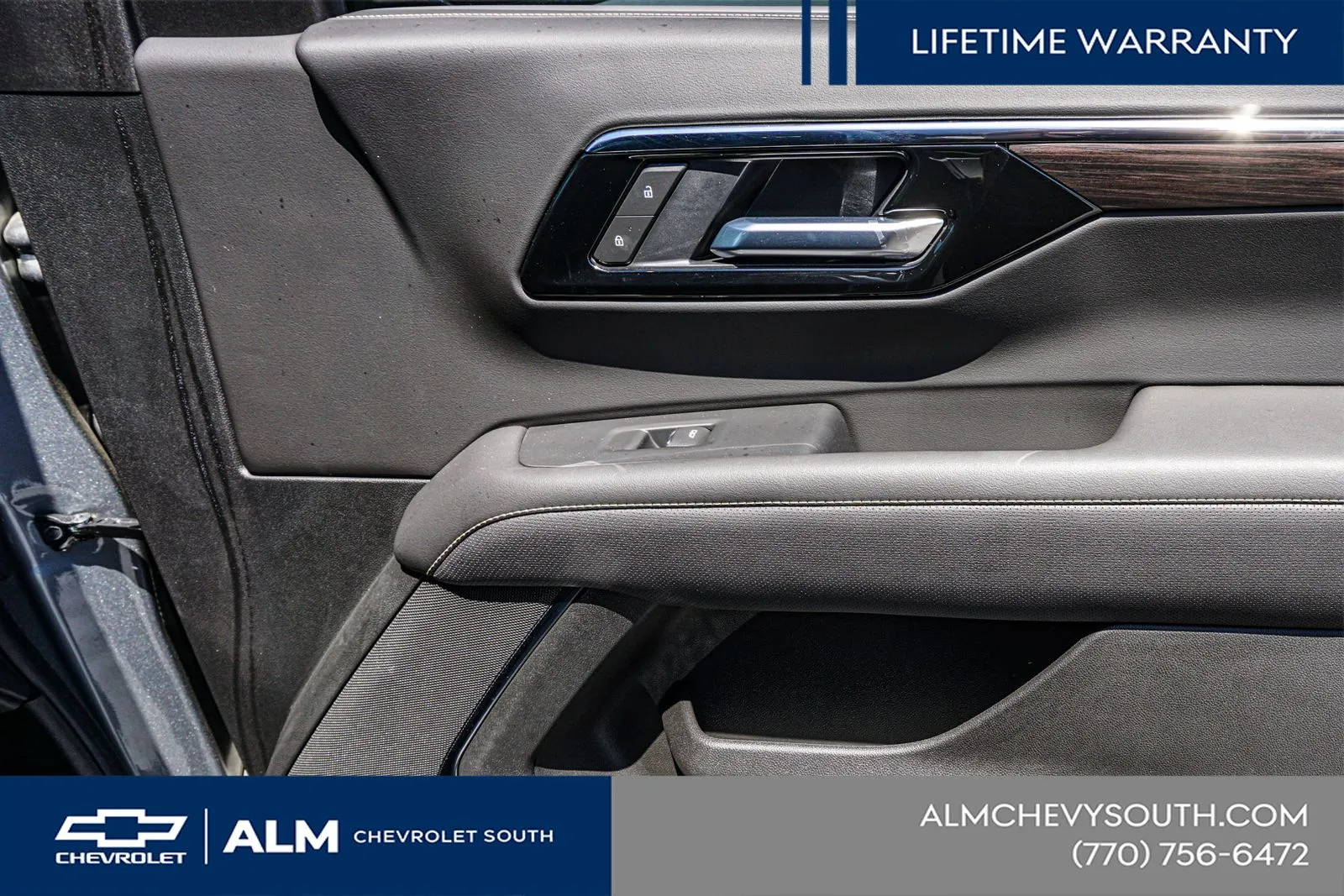 2025 Chevrolet Suburban Premier - Photo 46