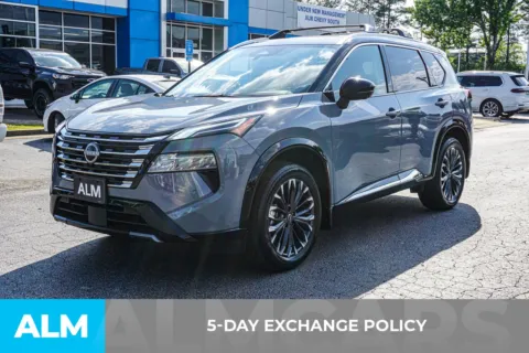 More photos of 2025 Nissan Rogue Platinum at ALM Chevrolet South, GA